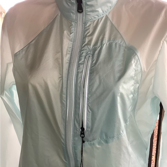 🩵 NEW🩵Under Armour Run 🏃‍♀️ Impasse Windbreaker Jacket - Picture 7 of 15